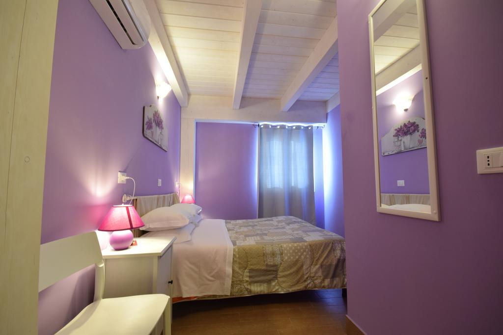 Agriturismo Al Rifugio Divino Belvedere Ostrense Bagian luar foto