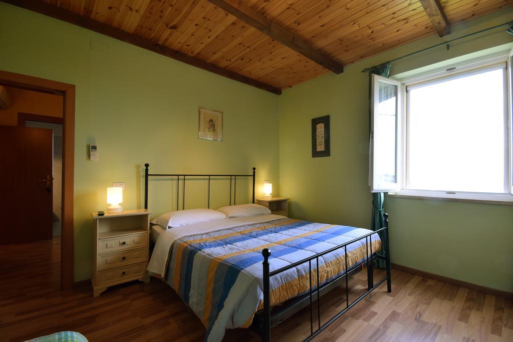 Agriturismo Al Rifugio Divino Belvedere Ostrense Bagian luar foto